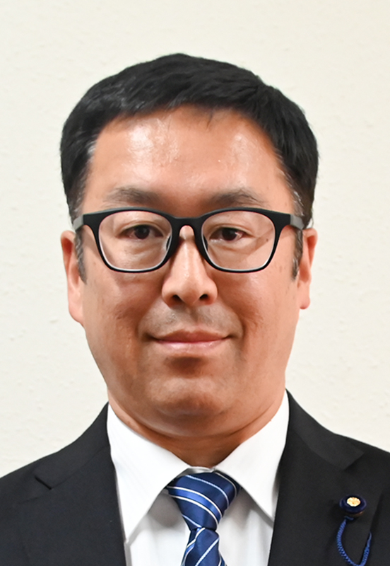新井信吾(あらい しんご)
