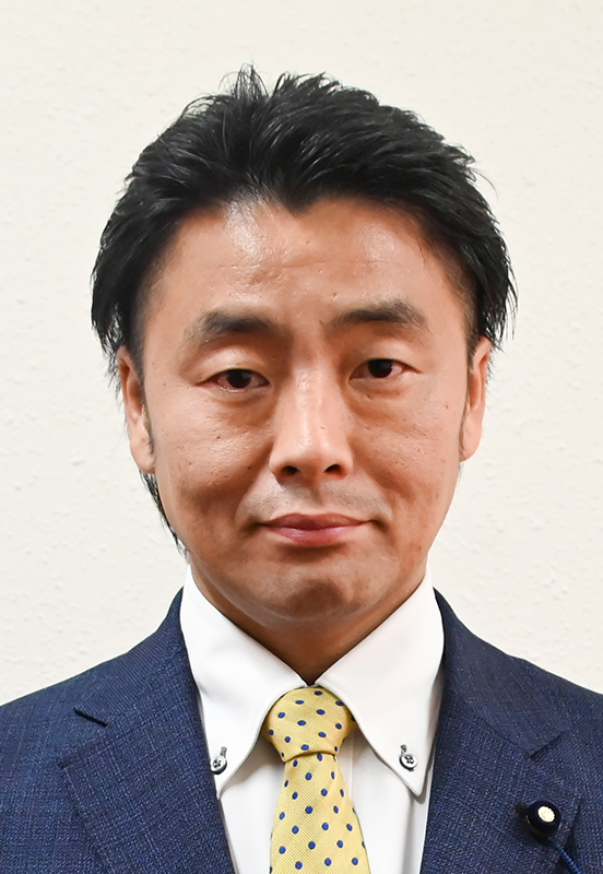 井内 信吾(いうち しんご)