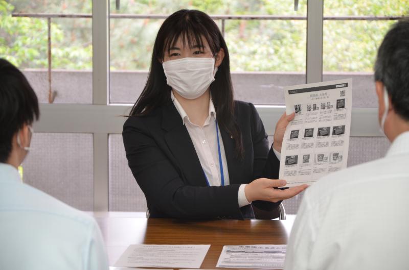 職員写真（須田_1）