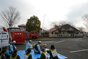 大泉町模擬火災訓練 サムネイル