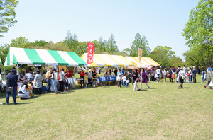 第4回グルメの祭典 サムネイル