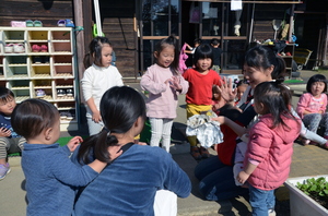 クリーン作戦と焼きいも大会 サムネイル